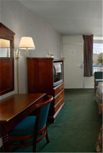 Travel Inn Homewood Rom bilde